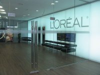 ������� ������ �� ������ � ����� LOREAL