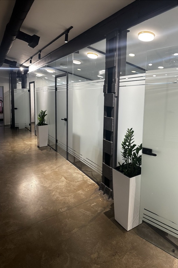 Алюминиевые перегородки с заполнением, фото 17