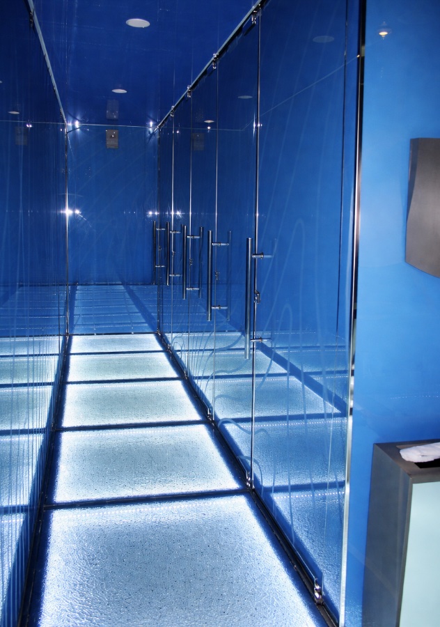 Сантехнические стеклянные перегородки, фото 17