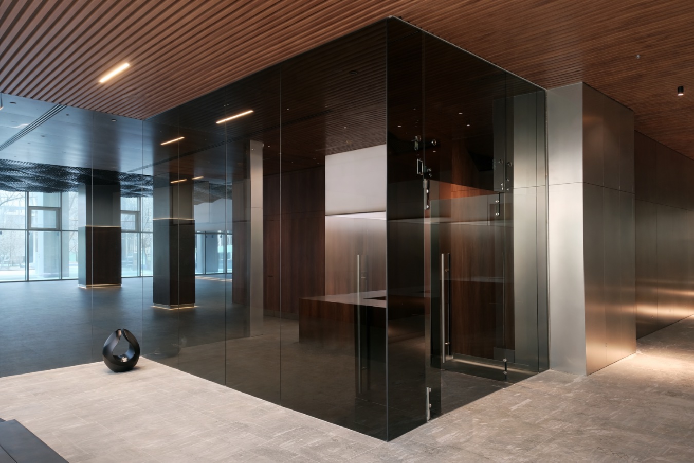 Стеклянные перегородки распашные двери, фото 29