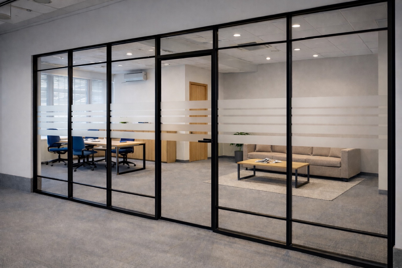 Стеклянные перегородки распашные двери, фото 30